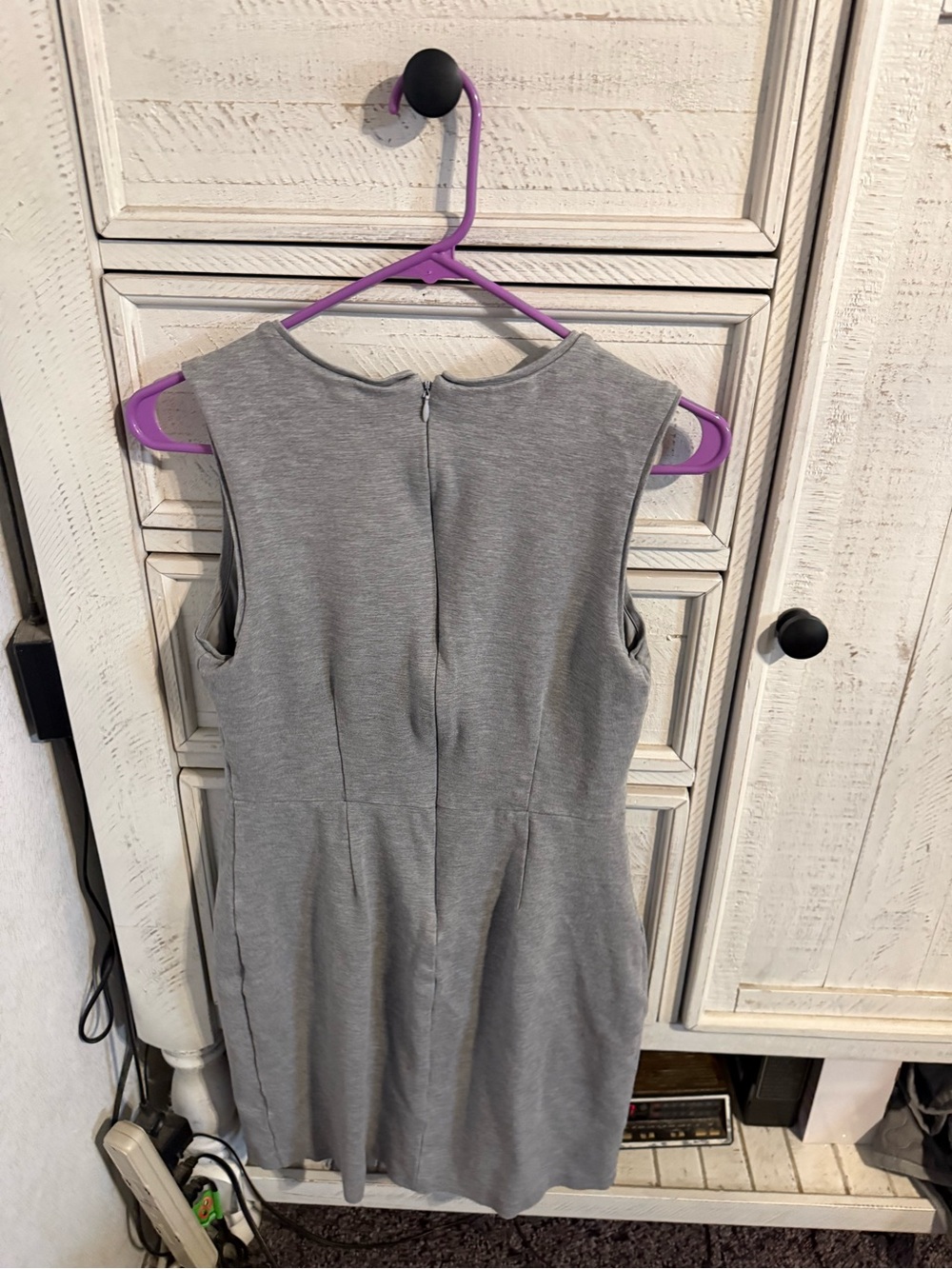 Banana Republic Gray Sleeveless Sheath Dress